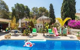 Semi-detached Villa Eva Asiana Homestay