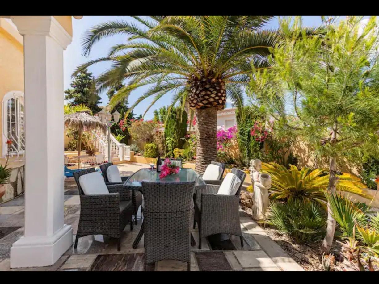 Semi-detached Villa Eva Asiana Homestay Benissa Exterior foto